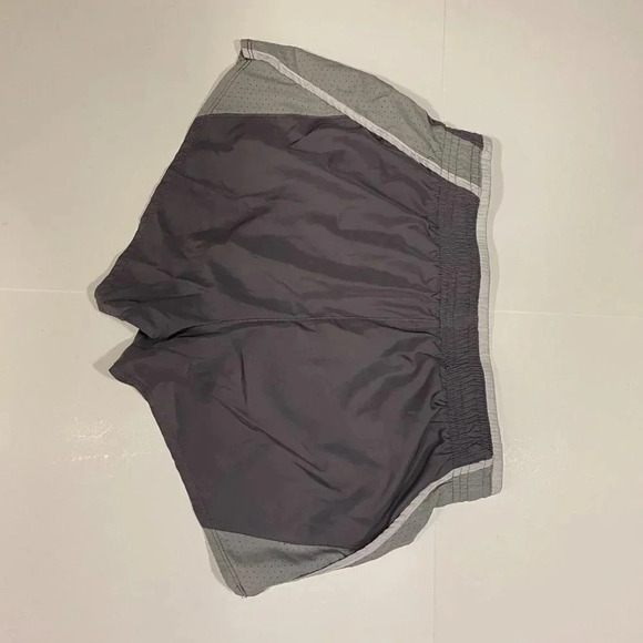 Nike Dri FIT Tempo Running Shorts Grey and White with Built-in Lining Polyester - Picture 3 of 9